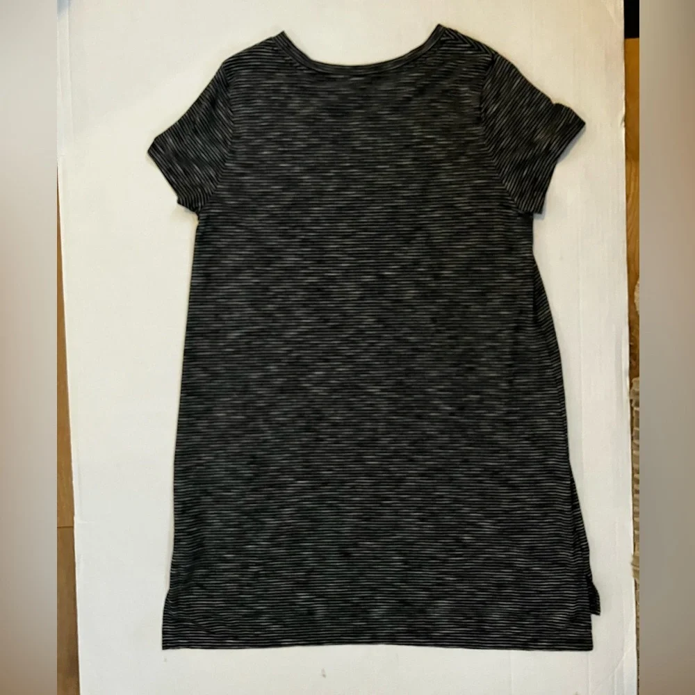 Mossimo Supply Co Black & White Striped T-Shirt Mini Dress-(Modern LG/XL - 42") - Picture 2 of 14